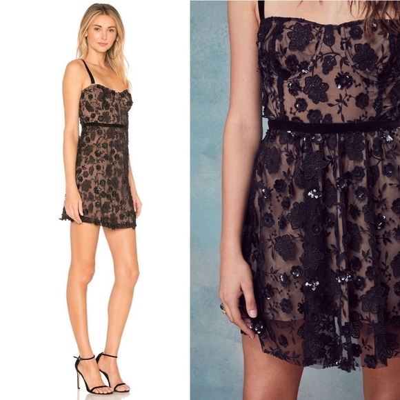 NWT For Love & Lemons Beatrice Strappy Lace 3-D Embroidered Floral Mini Dress XS - Picture 3 of 15